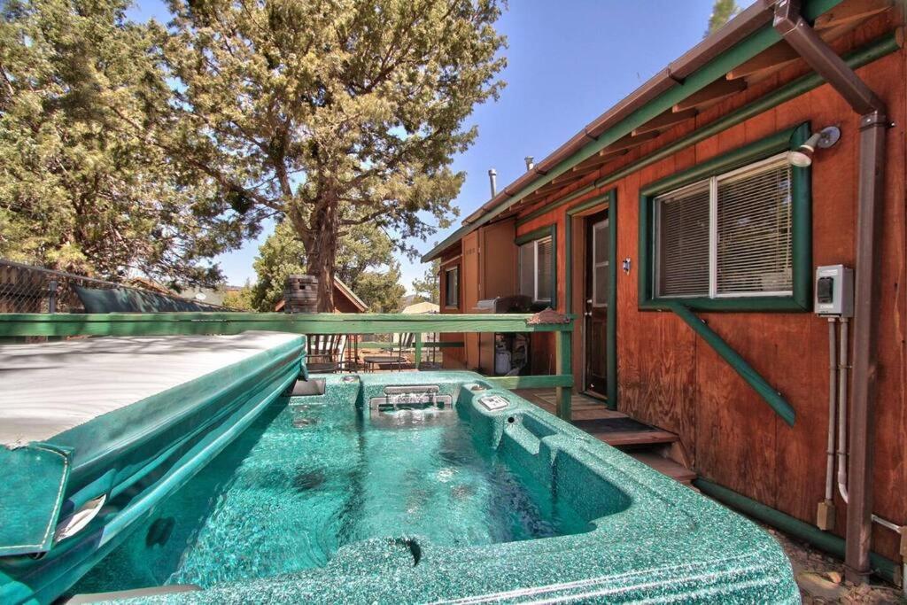 Los Osos Cozy Cabin With Private Spa And Bbq Villa Big Bear Lake Kültér fotó
