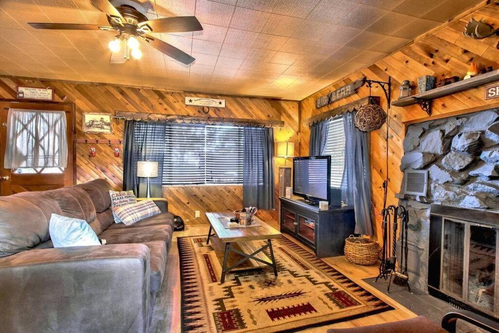 Los Osos Cozy Cabin With Private Spa And Bbq Villa Big Bear Lake Kültér fotó