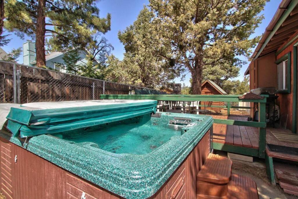 Los Osos Cozy Cabin With Private Spa And Bbq Villa Big Bear Lake Kültér fotó